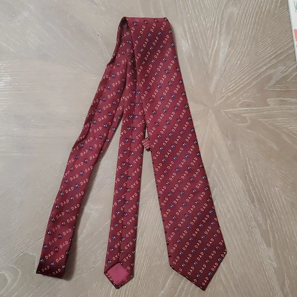 Brand Unknown. Vintage. Created in British Hong Kong - Picture 1 of 5